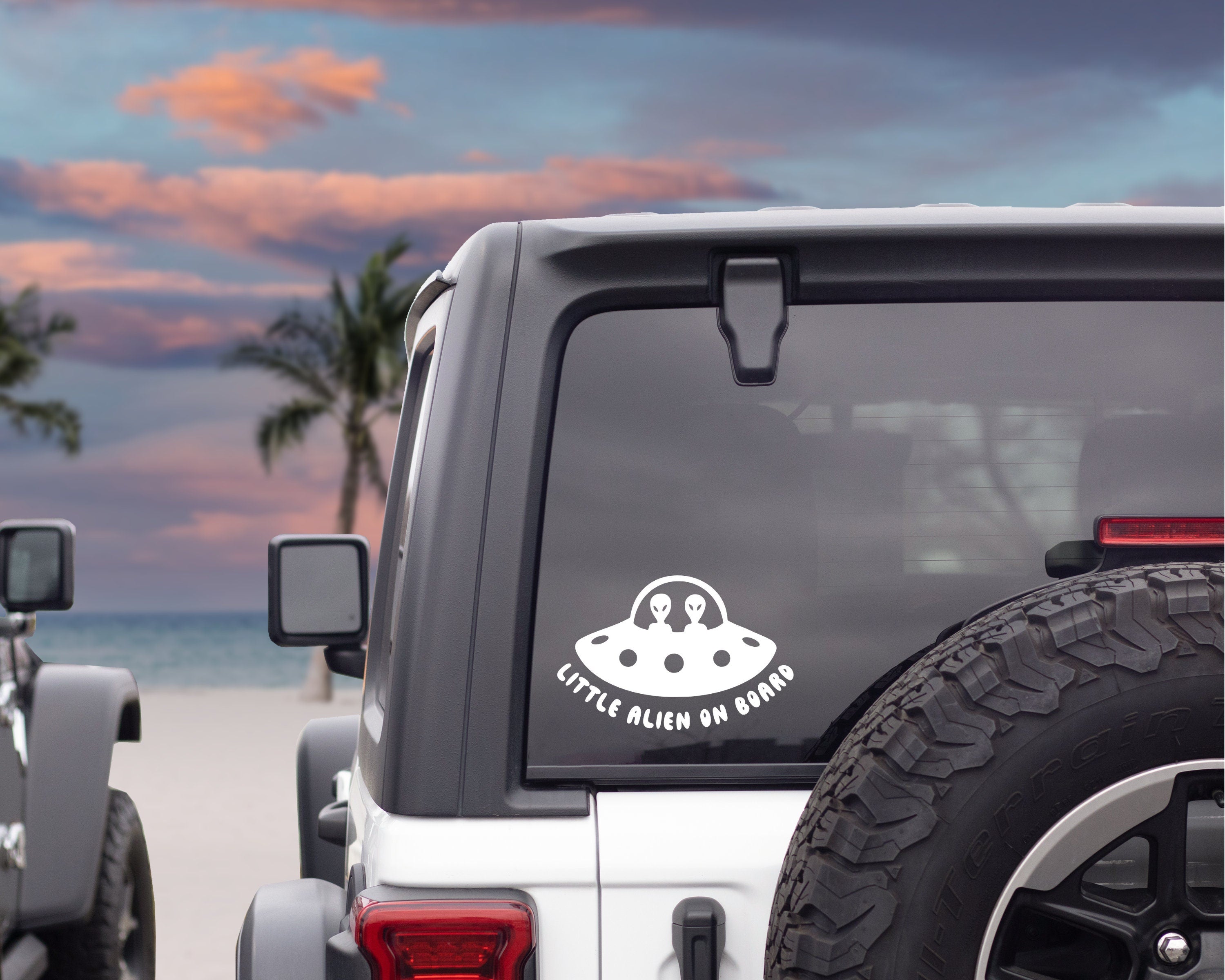 Alien On Board Decal | Alien Sticker | Car Decal | Baby On Board Decal | Baby Shower Gift | Car Sticker | Vinyl Decal